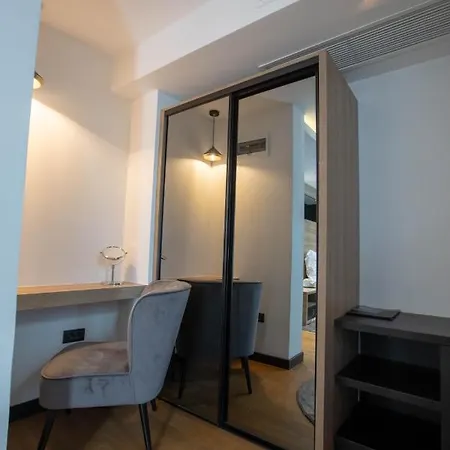 Borneo Hotel 3*