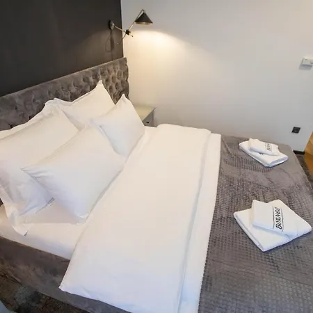 Hotel Borneo