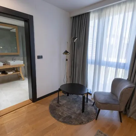 Borneo Hotel 3*